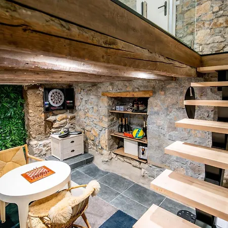Maison 4 Avec Jaccuzi Piscine Privee Et Sauna *