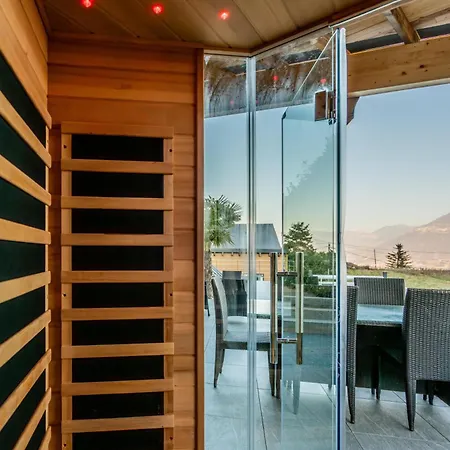 Maison 4 Avec Jaccuzi Piscine Privee Et Sauna Villa *