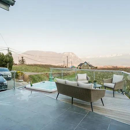 Villa Maison 4 Avec Jaccuzi Piscine Privee Et Sauna *