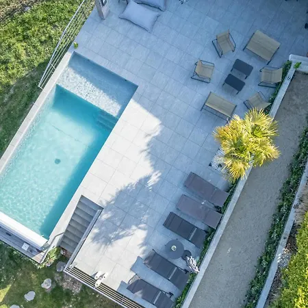 Maison 4 Avec Jaccuzi Piscine Privee Et Sauna Apremont (Savoie)